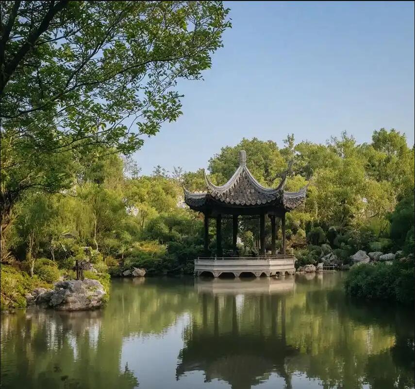 上海卢湾雨双宾馆有限公司